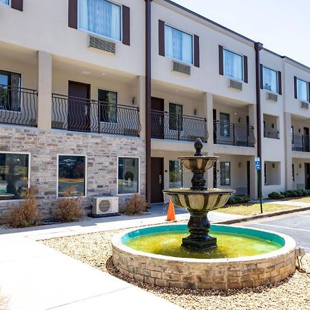 Baymont By Wyndham College Park Atlanta Airport South Hotel Exterior foto