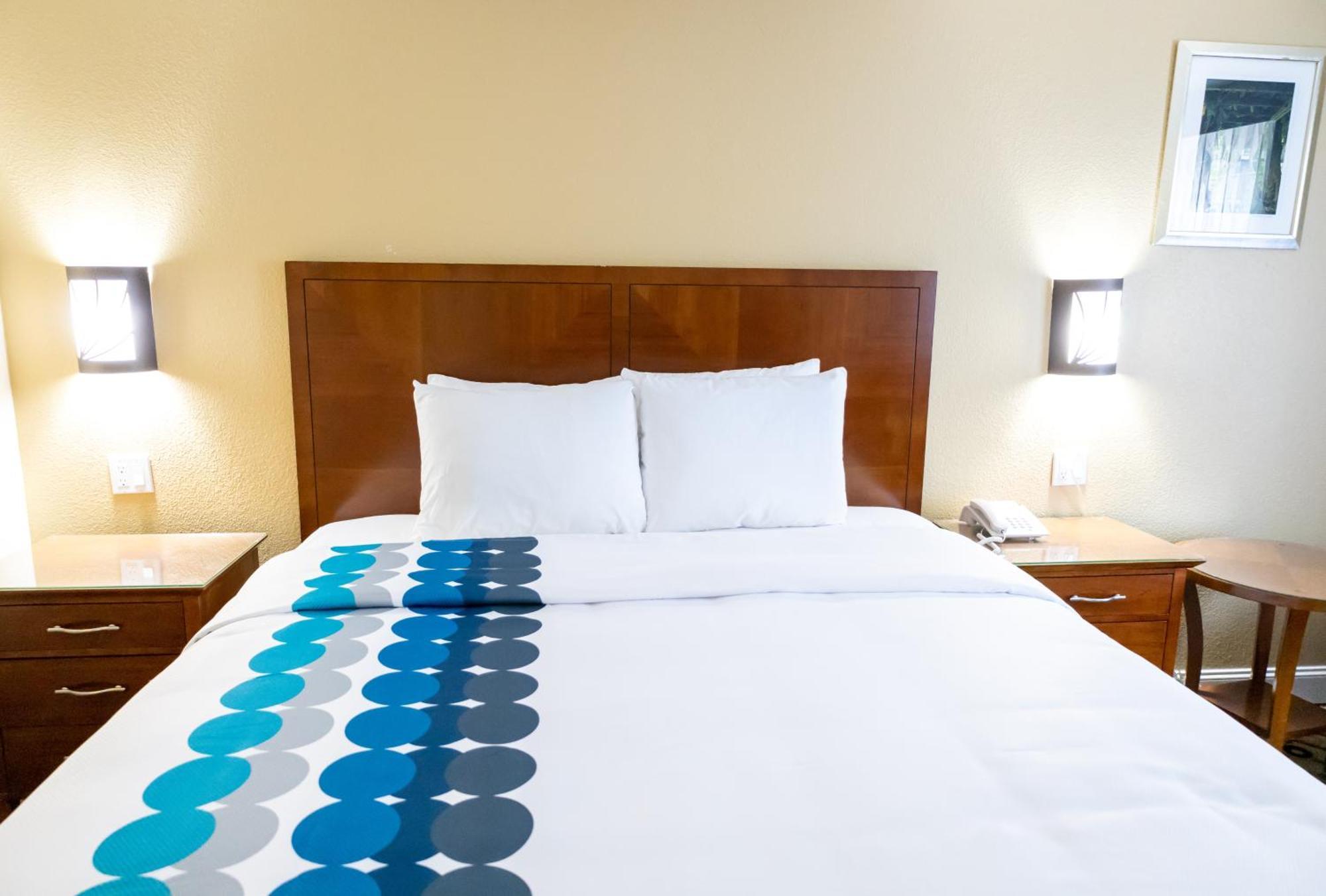 Baymont By Wyndham College Park Atlanta Airport South Hotel Exterior foto